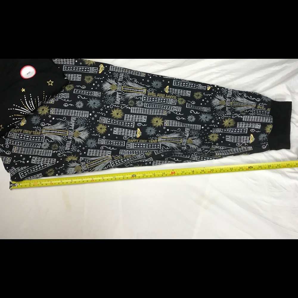 FAMILY PJS MACY’SNEW YEARS theme XL men’s - Picture 10 of 16